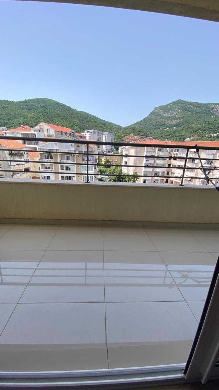 Lizza * Budva